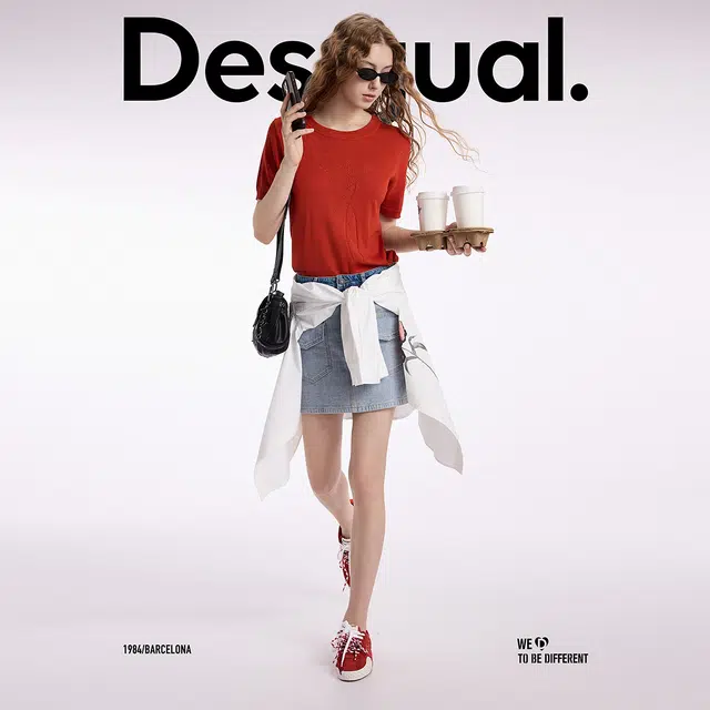 Desigual T