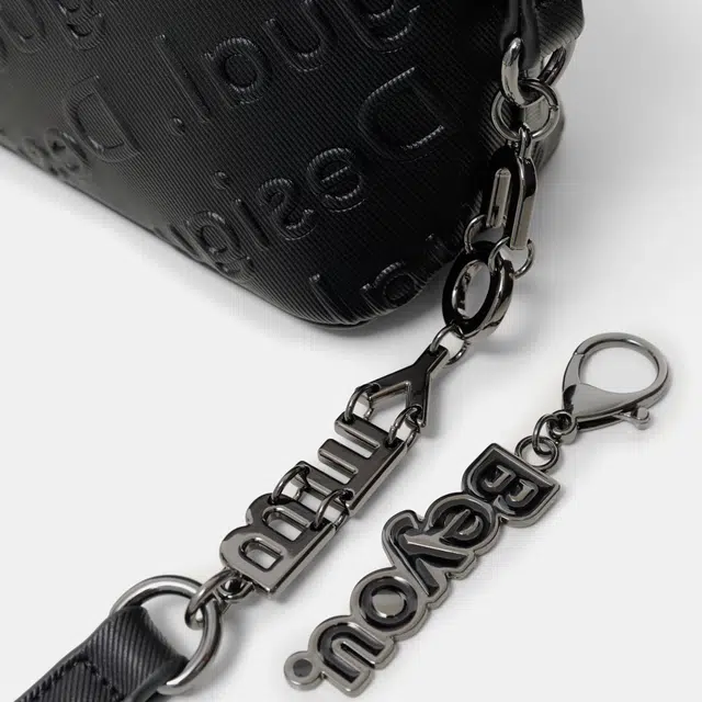 Desigual Logo