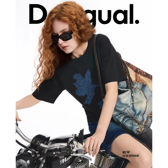 Desigual T