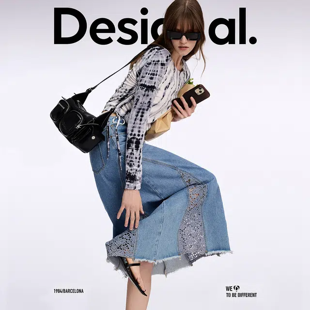 Desigual A
