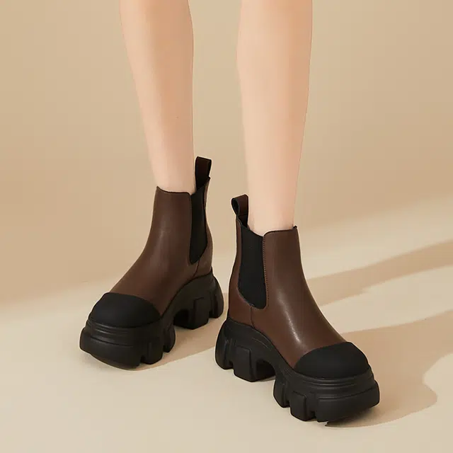 DAPHNE PU 6cm