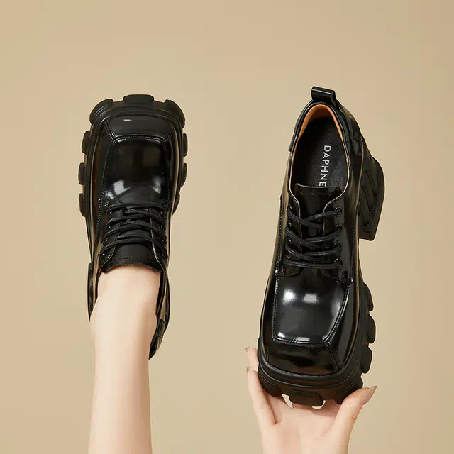 DAPHNE PU 8.5cm