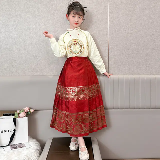 木木屋 舒适亲肤长袖汉服 红色 青少年