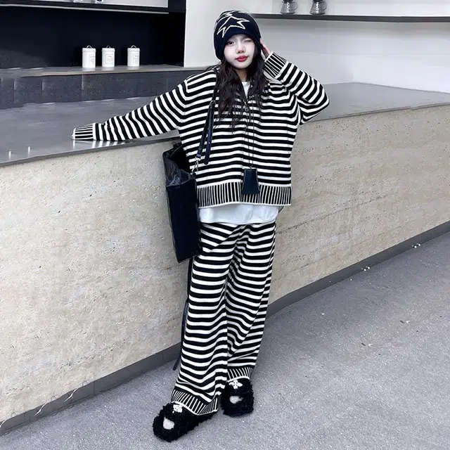 木木屋 时尚洋气舒适百搭连帽条纹长袖休闲运动套装 黑白色 青少年