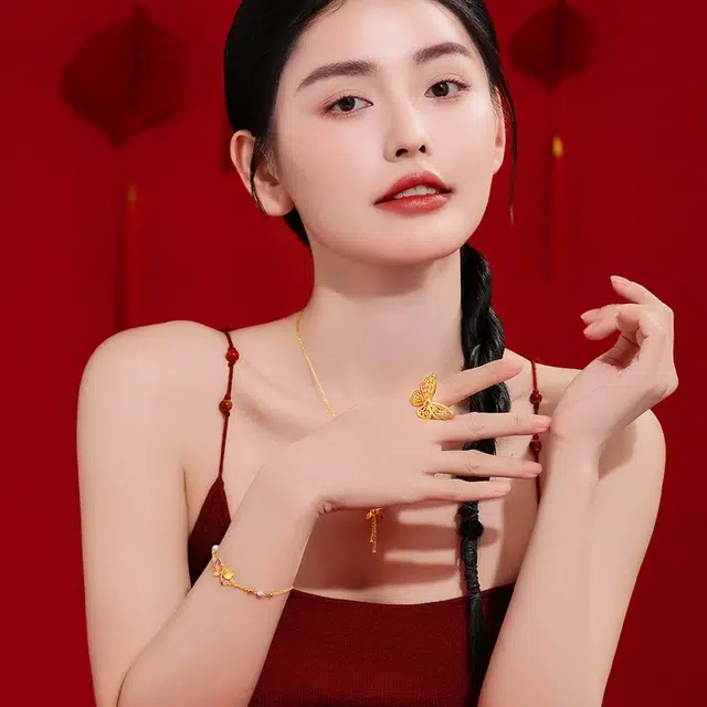 老庙 在逃公主 镂空花丝蝴蝶翩翩 简约时尚精致 足金 按克计价 黄金戒指 女款