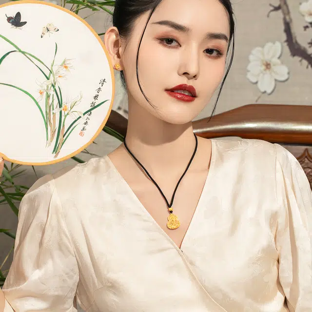 老庙 古法古韵金系列新中式福禄葫芦年年有余大气高级感 足金 按克计价 黄金吊坠 女款