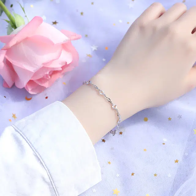 老庙 精致复古个性小众设计高级感车花日常通勤 铂金 手链 女款