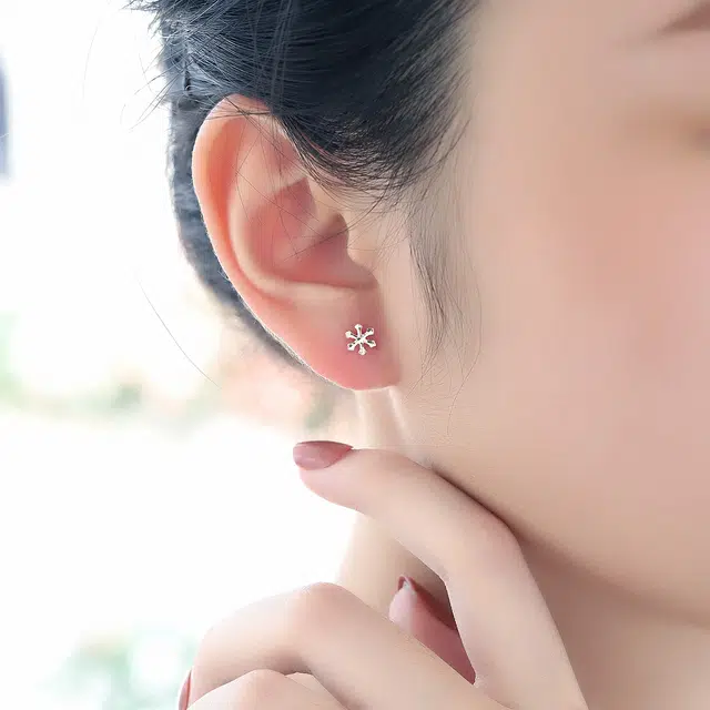 老庙 闪亮小清新花朵 精致轻奢 铂金 铂金耳钉 女款