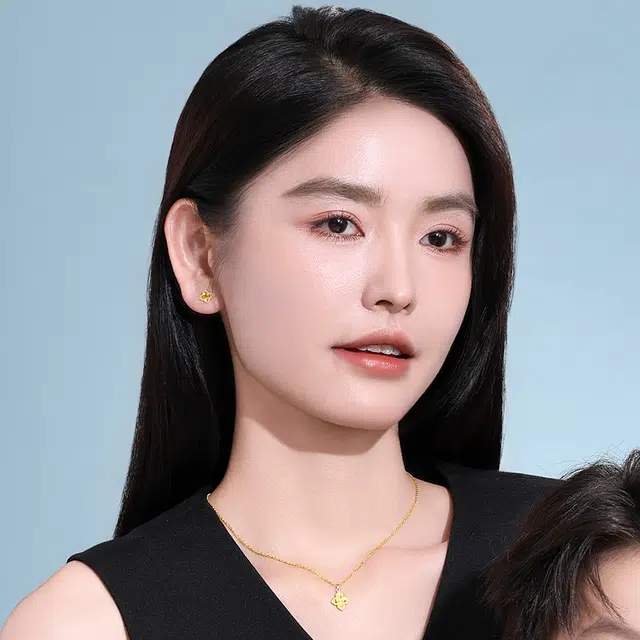 老庙 水逆退散心悦幸运四叶草闪耀金鱼鳞好运加倍 足金 按克计价 黄金耳钉 女款