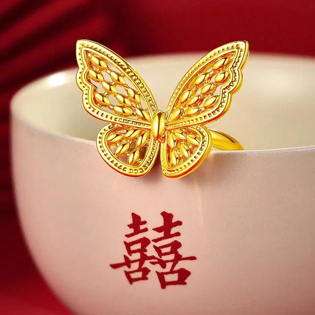 老庙 在逃公主 镂空花丝蝴蝶翩翩 简约时尚精致 足金 按克计价 黄金戒指 女款
