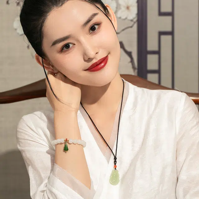 老庙 温婉优雅百搭圆润饱满 和田玉 手串 女款