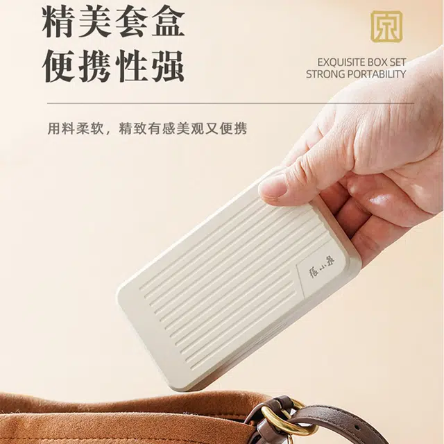 张小泉 倾巧系列美容五件套 不锈钢 家用高档修剪便携工具 防飞溅专用指甲钳亮甲锉耳勺鼻毛指甲剪刀 奶白色 精美套盒