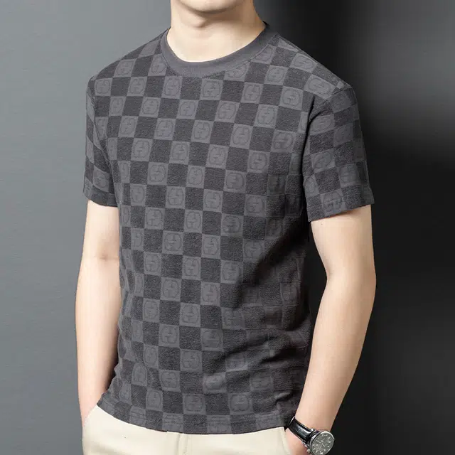 Devanro T