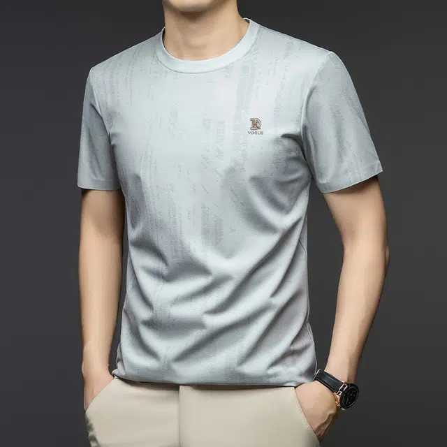 Devanro T