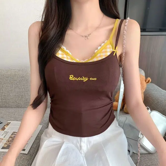 依钗 时尚撞色蕾丝格子假两件辣妹吊带 显瘦显胸大纯欲内搭背心 女款