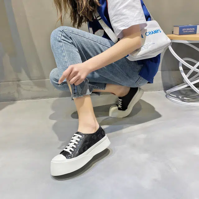 阿比让 头层牛皮 时尚百搭简约 增高 低帮 生活休闲鞋 女款