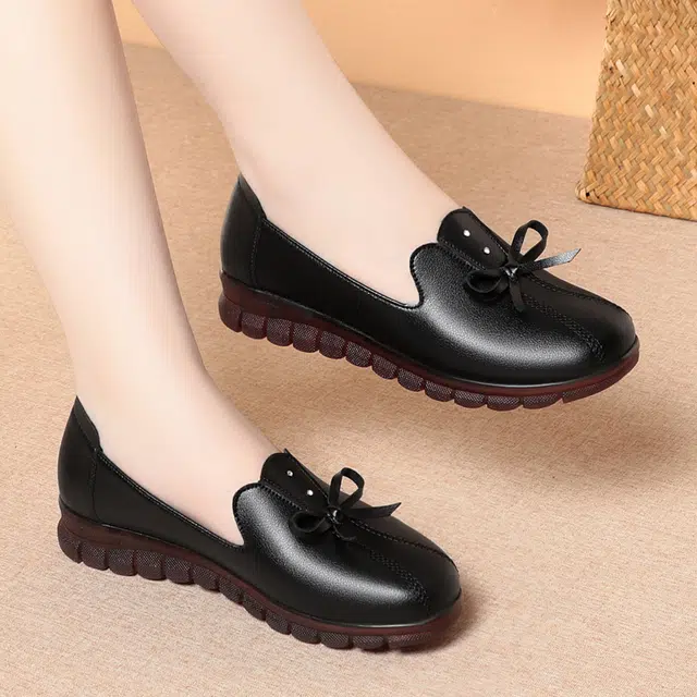 阿比让 二层牛皮 妈妈款蝴蝶结柔软舒适轻便透气 女士休闲单鞋 女