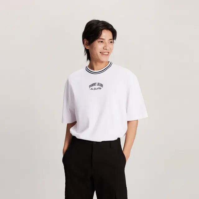 Tommy Hilfiger T