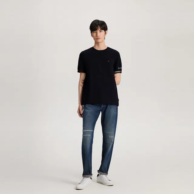 Tommy Hilfiger T