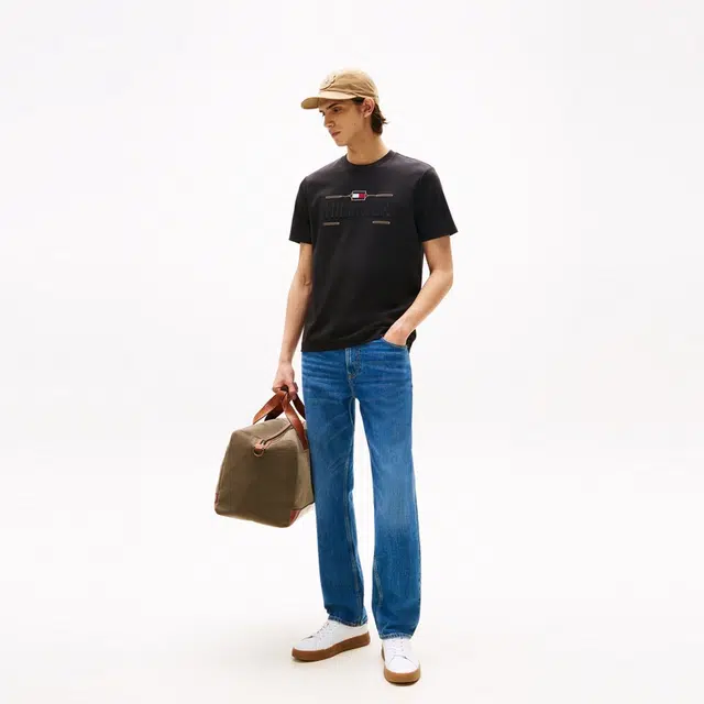 Tommy Hilfiger T