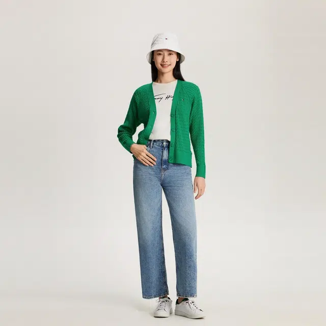Tommy Hilfiger V
