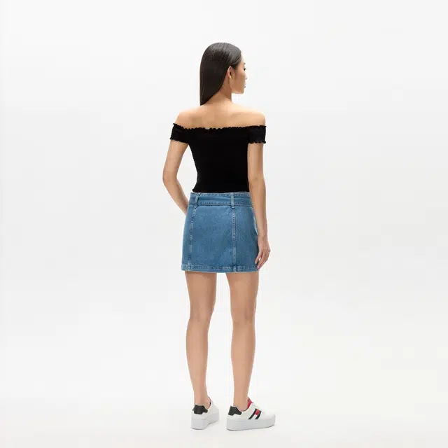Tommy Hilfiger T