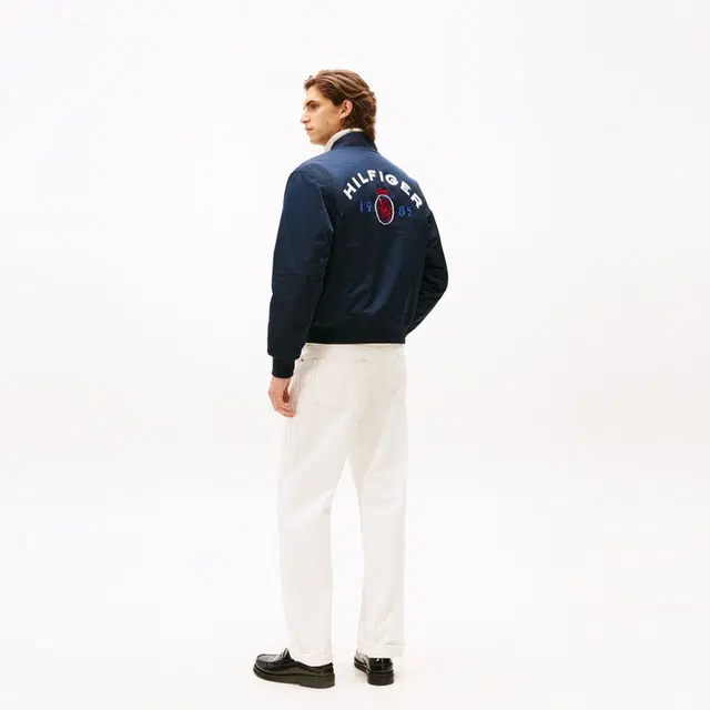 Tommy Hilfiger