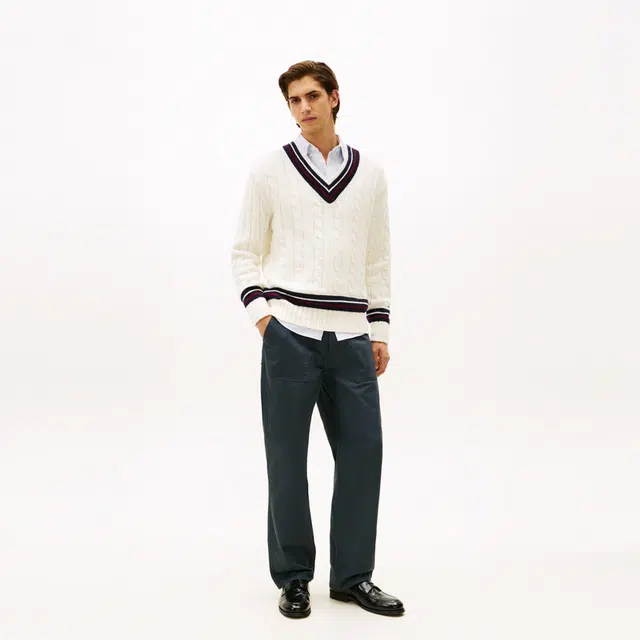 Tommy Hilfiger V
