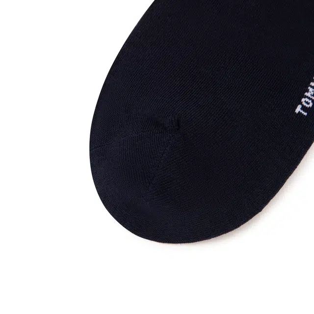 Tommy Hilfiger 2