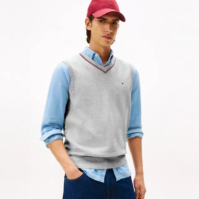 Tommy Hilfiger V