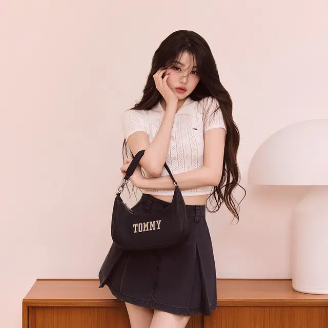 Tommy Hilfiger Metal Letter Shoulder Bag