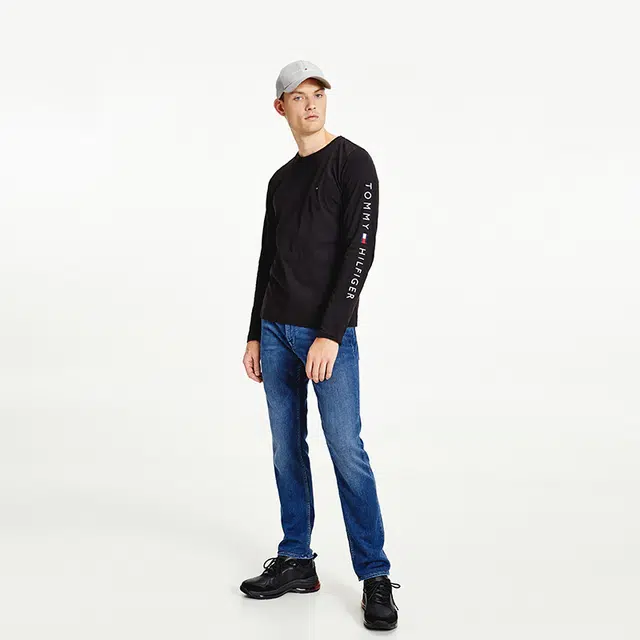 Tommy Hilfiger T