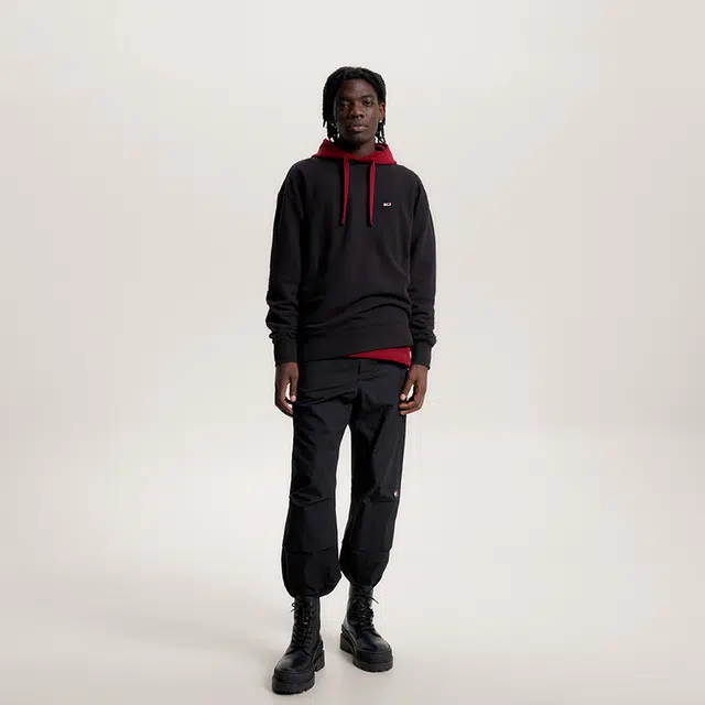 Tommy Hilfiger