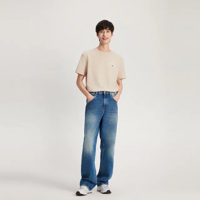 Tommy Hilfiger T