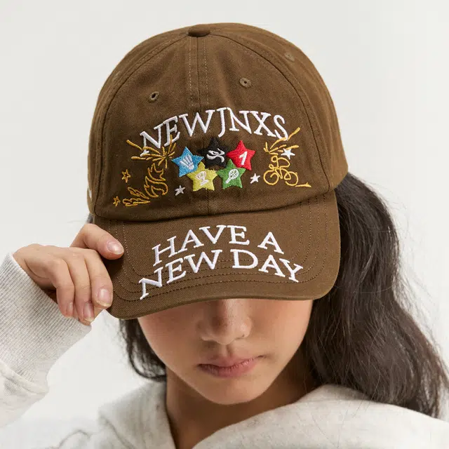 江南先生 城市接力赛 复古水洗五角星运动刺绣帽子百搭休闲可调节 棉 鸭舌帽 男女同款情侣款