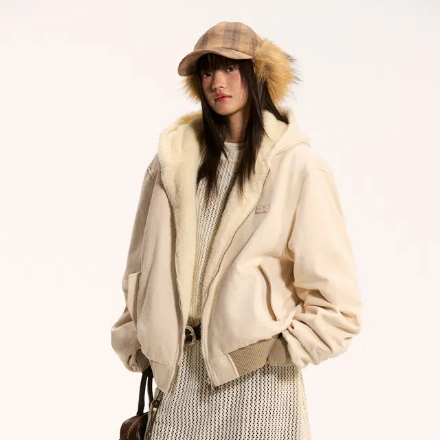 江南先生 流浪者之歌 仿貂毛麂皮绒口袋撞钉双开拉链宽松休闲百搭外套飞行员夹克 男女同款