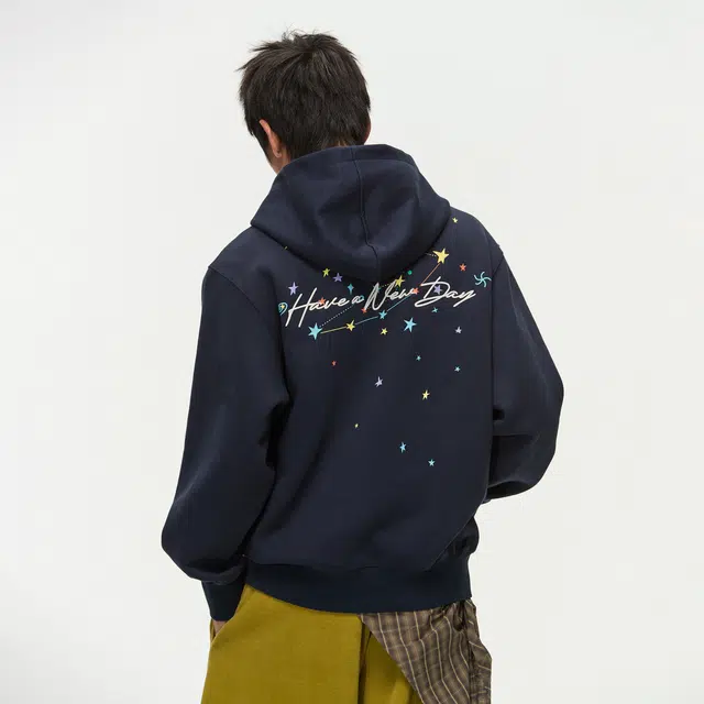 江南先生 牛奶丝宇宙星际贴布绣连帽宽松时尚休闲百搭情侣款秋季长袖卫衣 男女同款