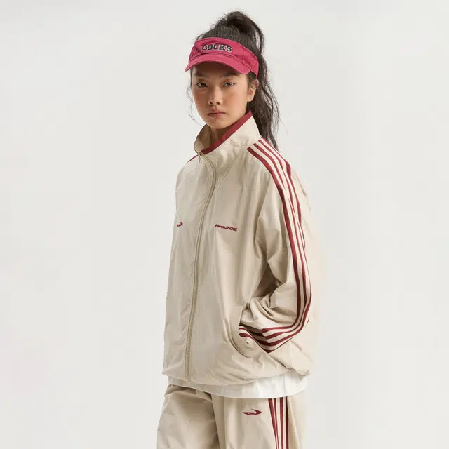 江南先生 城市接力赛 运动户外透气外套休闲织带撞色立领百搭宽松春秋夹克 男女同款