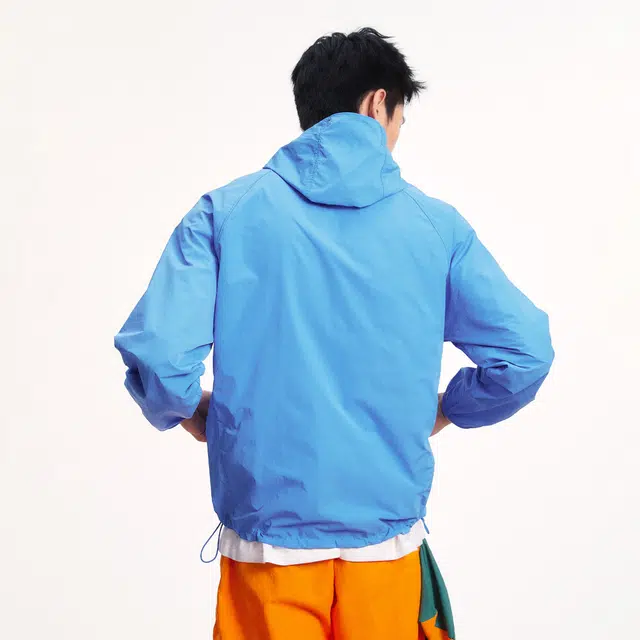 江南先生 轻薄透气速干纯色常规长袖连帽夹克外套 男女同款