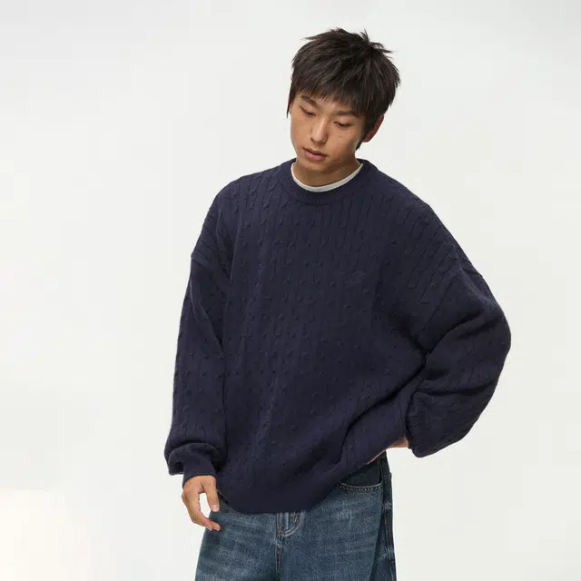 江南先生 纯色立体纹理舒适亲肤圆领绞花慵懒感宽松保暖针织毛衣 男女同款