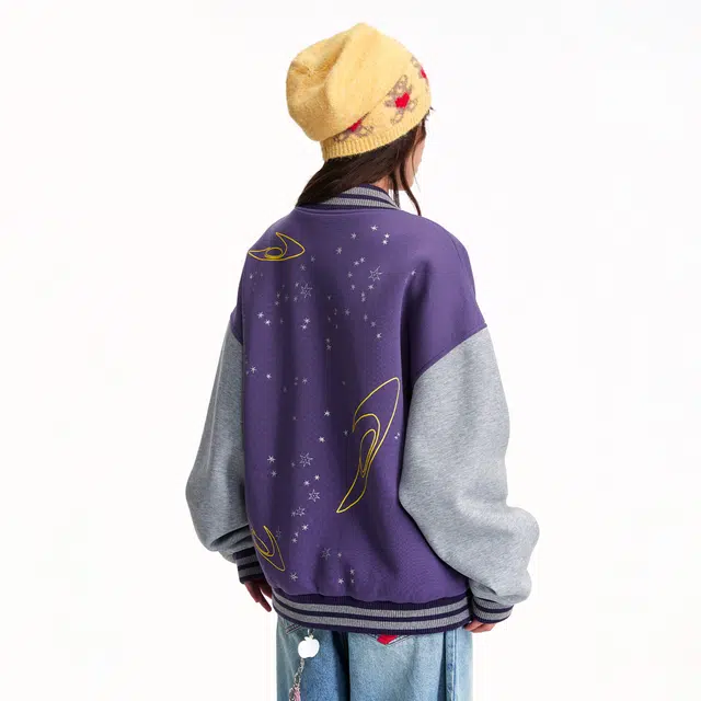 江南先生 美式复古牛奶丝柔软烫金星星棒球服秋季宽松校园日常休闲外套夹克 男女同款