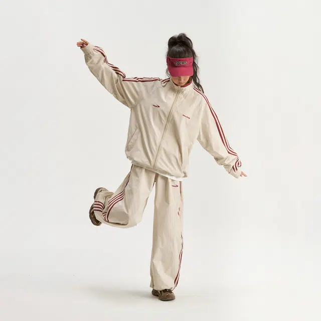 江南先生 城市接力赛 运动户外透气外套休闲织带撞色立领百搭宽松春秋夹克 男女同款