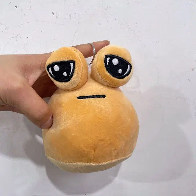 pou 12cm