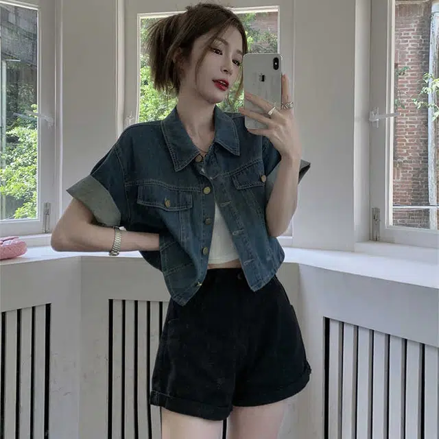 花蔓色 小众设计个性时尚韩版复古翻领简约短袖牛仔外套 女款
