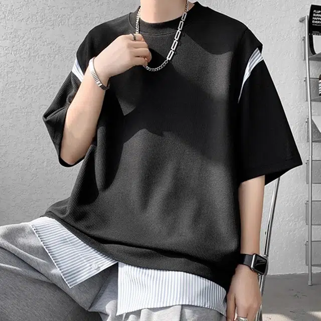Double dealer T