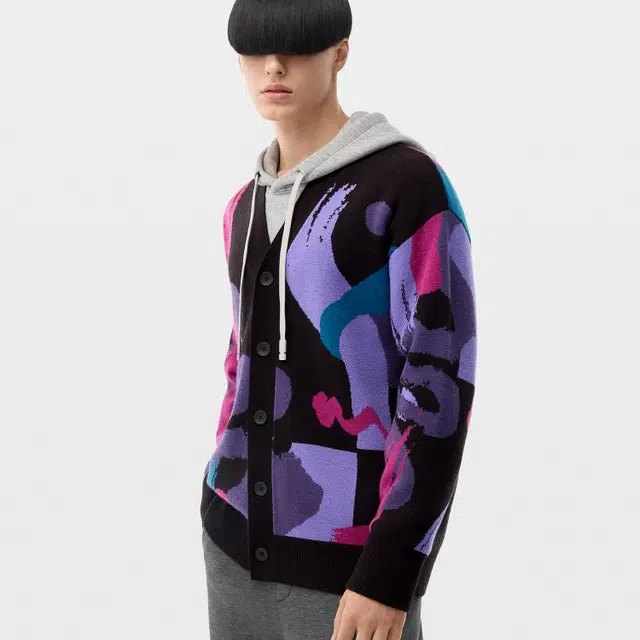 Bananain x Zhu Jingyi Red Plan Collection Cardigan