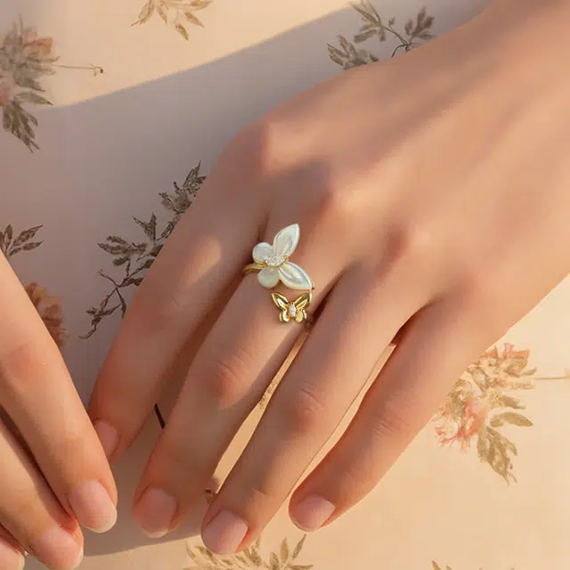 一撇一捺 蝶梦流光系列蝶舞翩然 合金 戒指 女款