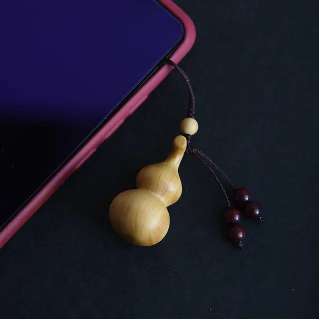 天纵 招财小葫芦文玩手工艺品挂饰   新中式国风平安福禄包包转运手机链 随身把玩盘玩吉祥物 黄杨木 把件挂件 男女同款情侣款