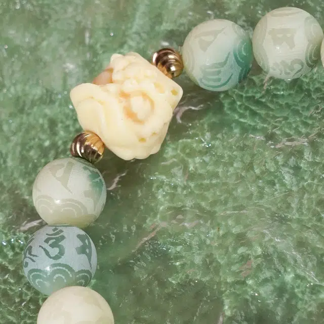 天纵 国潮醒狮平安纳福 雕刻六字箴言 转运珠 飘花渐变 白玉菩提 手串 男女同款情侣款