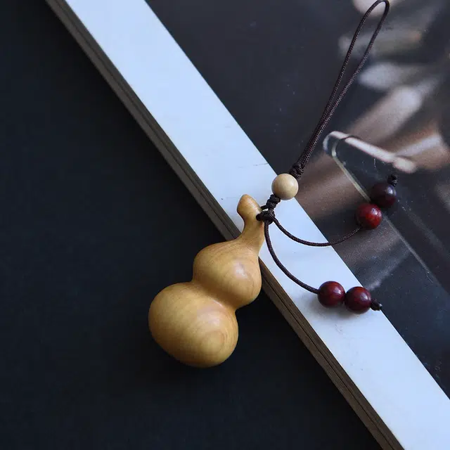 天纵 招财小葫芦文玩手工艺品挂饰   新中式国风平安福禄包包转运手机链 随身把玩盘玩吉祥物 黄杨木 把件挂件 男女同款情侣款